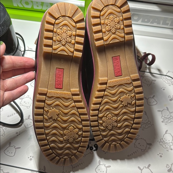 Women's Brown Winter Boots - Picture 5 of 7